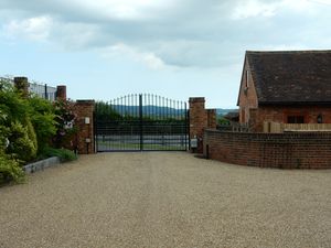 Photo 14- click for photo gallery